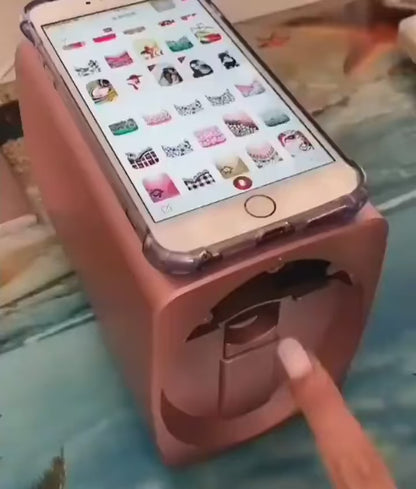 מדפסת ציפורניים חכמה 3D          מבית לדמטיק ישראל 💅✨
הדפסה מדויקת ברזולוציית 2400 DPI | תמיכה ב-WiFi ו-DIY | לבית ולמכון היופי